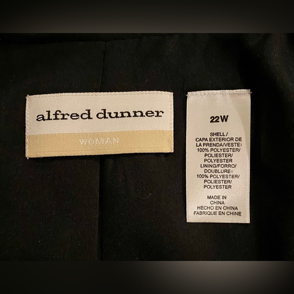 Lightweight Jacket - Picture 3 of 3